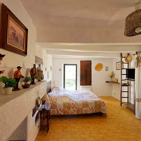 D'hotes - La Maison De Julie Guest house 3*